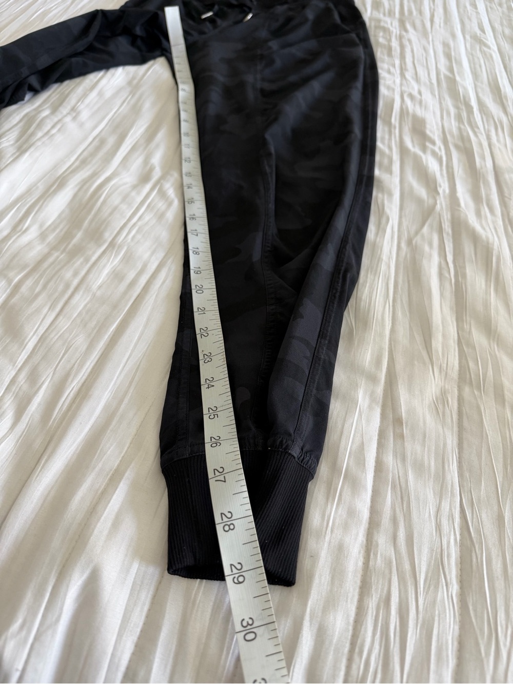 Lululemon Black Camouflage Jogger Pants - Picture 5 of 6